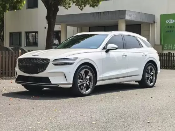 Genesis Electrified GV70