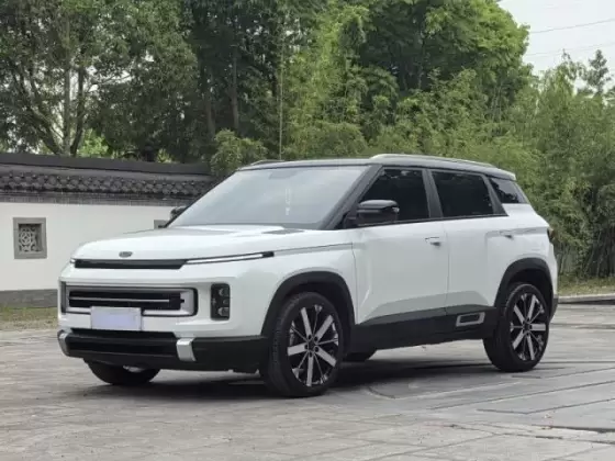 Geely ICON