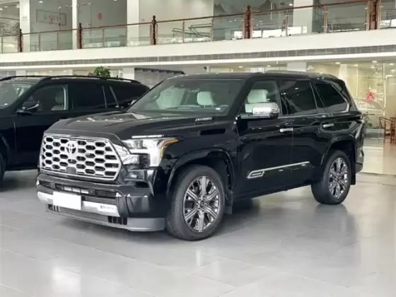 Toyota Sequoia