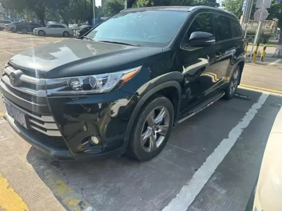 Toyota 2019 Highlander 2.0T 4WD Luxury 7-Seater