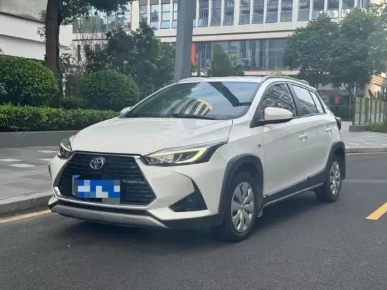 Toyota Yaris 2022 YARiS L Ativ X 1.5 CVT Leading PLUS Edition