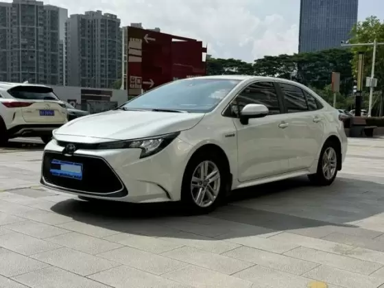 Toyota 2021 Levin Dual Engine 1.8H CVT Luxury Version
