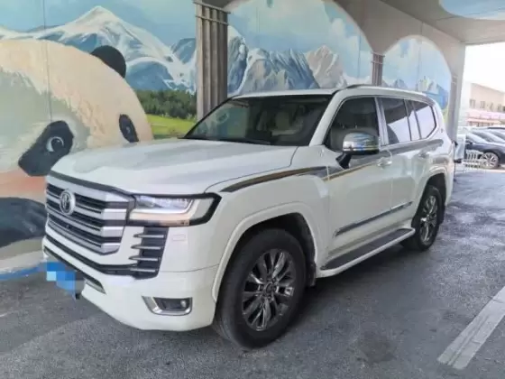 Toyota Land Cruiser (Imported) 2022 Land Cruiser Prado 3.3T Middle East version