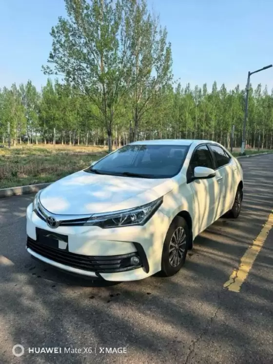 Toyota 2017 Corolla 1.2T CVT GL (facelift)