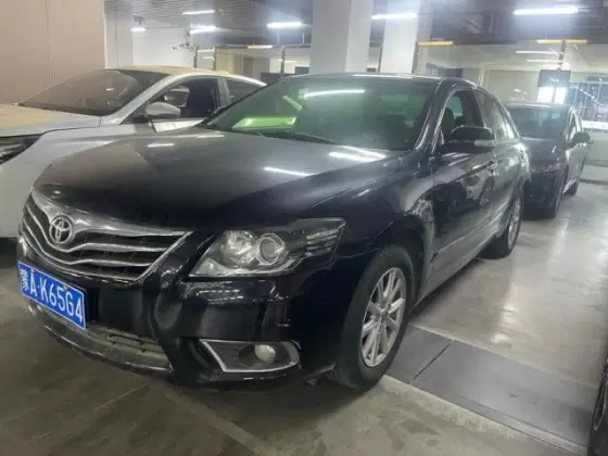 Toyota 2013 Camry Classic 2.0 200GVP Luxury Edition