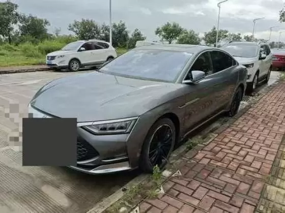 BYD Han EV