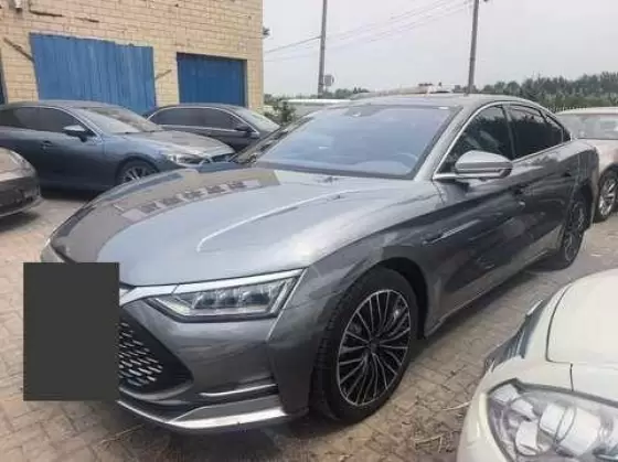 BYD Han EV
