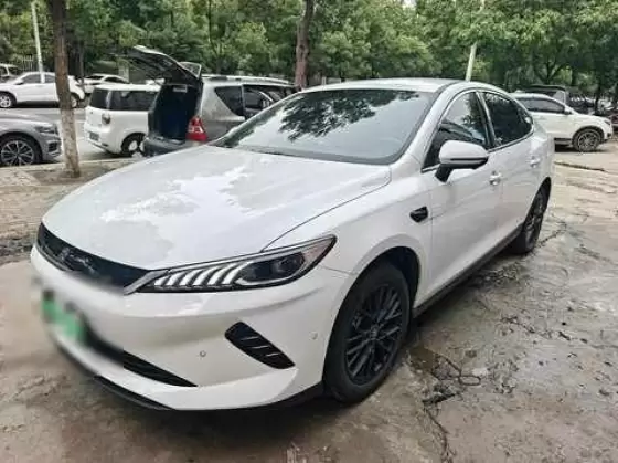 BYD Qin PLUS EV