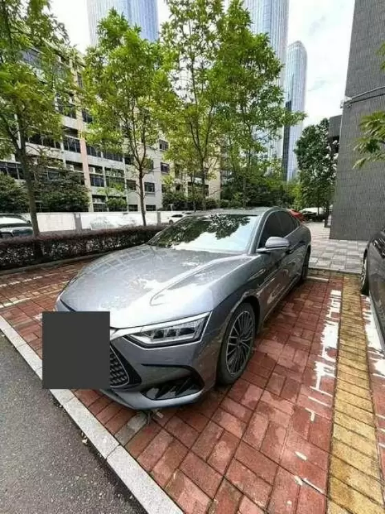 BYD Han EV