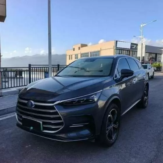 BYD Tang EV