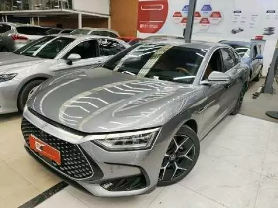BYD Han EV