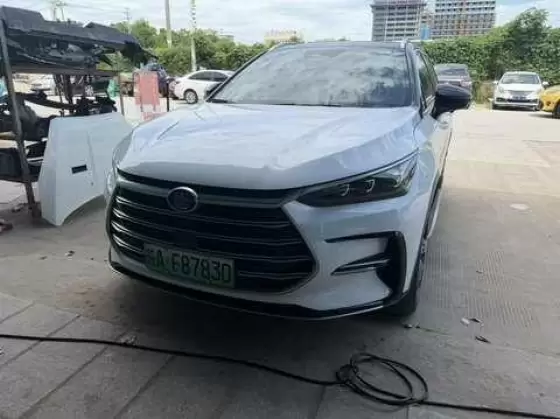 BYD Tang EV