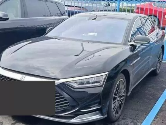 BYD Han EV