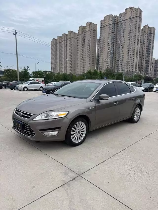 Ford Mondeo Zhìshèng 2011 Mondeo Titanium 2.3 Luxury Model