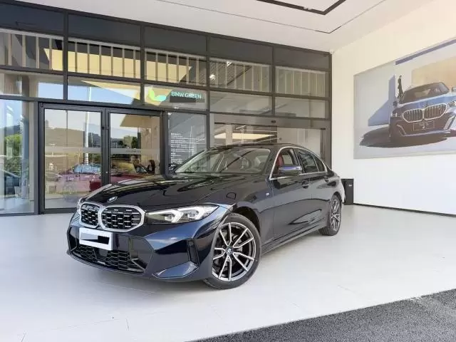 BMW 3 Series 2025 325i 2.0T M Sport Package