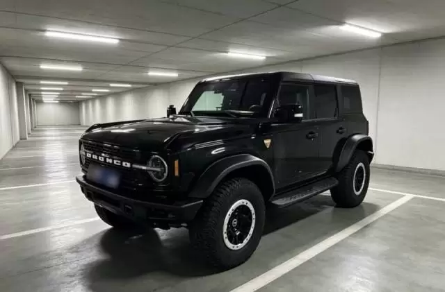 Ford Bronco 2024 Wrangler 2.3T Wasteland