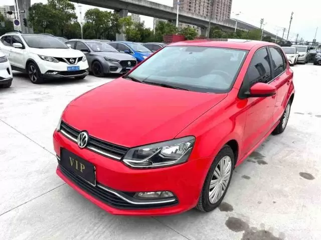 Volkswagen 2016 POLO 1.6 Comfort Model