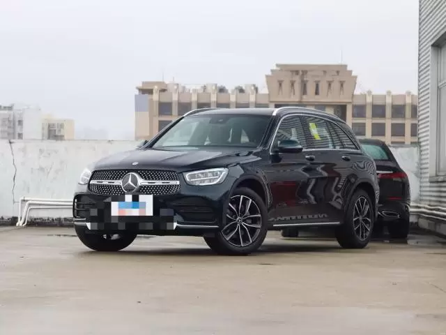 MG Mercedes-Benz 2022 GLC 300 L 4MATIC 2.0T AMG Line Model (Refreshed)