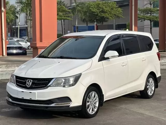 Seat Baojun 2016 730 1.5 Comfort 7-seater