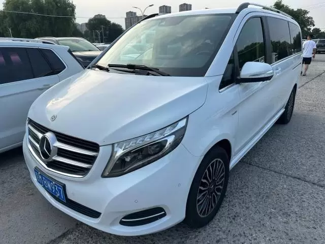 Mercedes-Benz Benz V-Class 2017 V 260 2.0T Avantgarde